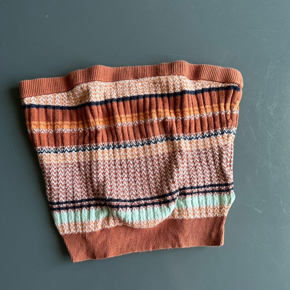 Aerie mulicolored tube top.